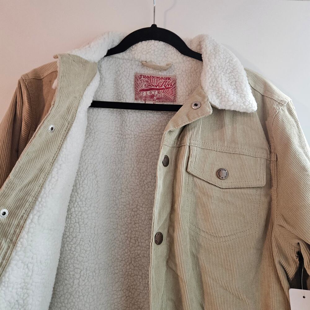 Brand New Unisex Brooklyn Clothing Jacket Beige/Tan Size Small Runs (in men's) - Picture 3 of 9
